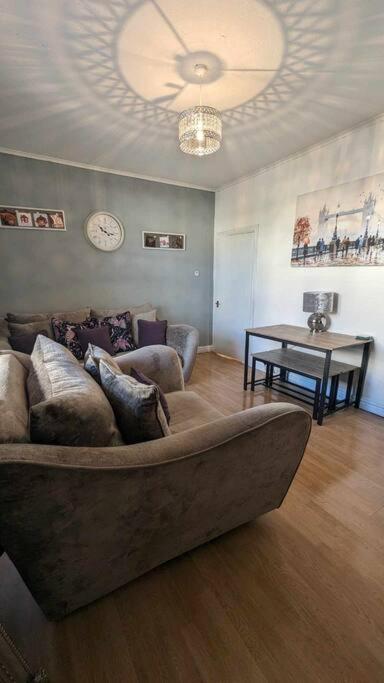 Lovely 2 Bedroom Apartment In Heart Of Dundee Exterior foto